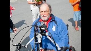 Viajó 2.000 km en silla de ruedas en homenaje a su bisabuelo