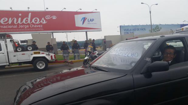 Callao: taxistas que quieren ingresar a aeropuerto causan caos - 1