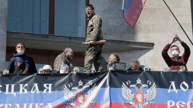 Ucrania: Donetsk se atrinchera para seguir el camino de Crimea - 1