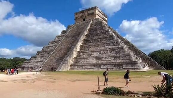 La pirámide de Chichén Itzá es uno de los destinos turísticos más visitados de todo México. Además, es uno de los ejemplos más notables de la arquitectura maya. (Foto: oscar de guru / captura de YouTube)