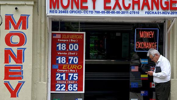 El tipo de cambio en el mercado de México abría al alza este jueves. (Foto: AFP)