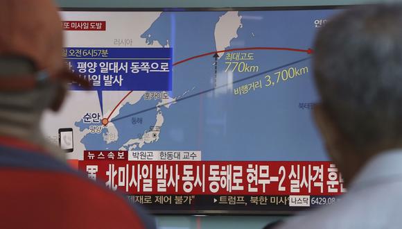 Los dos últimos ensayos balísticos norcoreanos causaron gran zozobra entre los japoneses. (AP)