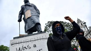 Boris Johnson asegura que es “vergonzoso” amenazar la estatua de Churchill