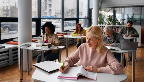 La educación básica alternativa puede ayudarnos a superar una serie de obstáculos, pero además demostrarnos de todo lo que somos capaces, lo que impacta positivamente en nuestro desarrollo personal.