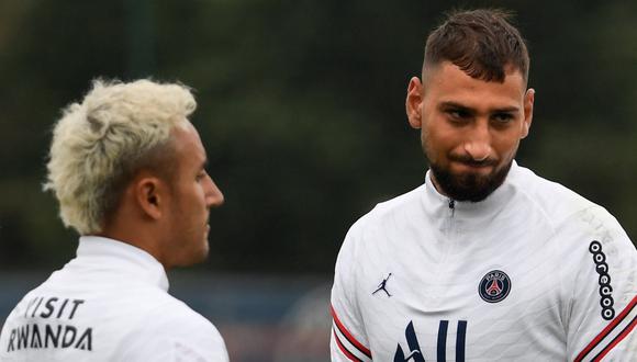 Por ahora, Navas se ha mantenido como fijo en el once de Pochettino por sobre Donnarumma | Foto: AFP