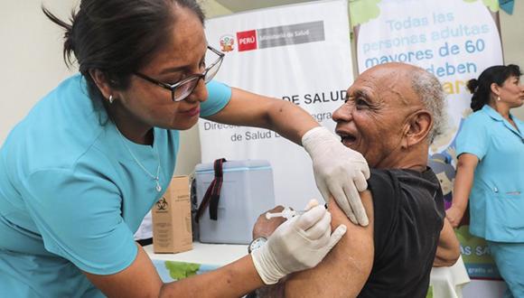La vacunación domiciliaria se realizará inicialmente en Lima al ser la ciudad que presenta más casos de coronavirus. (Foto: Andina)