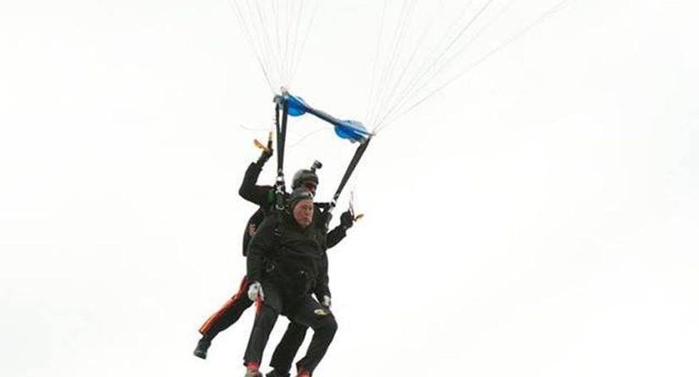 Es la octava vez que Bush se lanza con un paracaídas. (Foto: Facebook del expresidente)