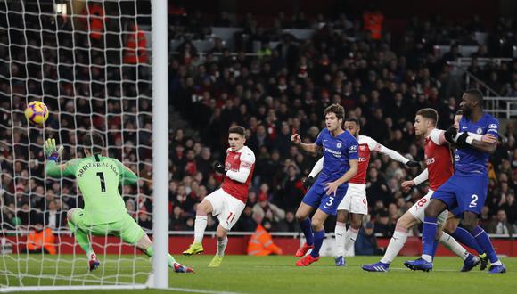 Arsenal vs. Chelsea: mira el golazo de Alexandre Lacazette para el 1-0 en el Emirates Stadium. | Foto: AP