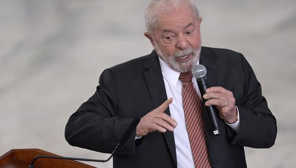 El presidente brasileño, Luiz Inácio Lula da Silva, habla durante una reunión con centrales sindicales en el Palacio da Alvorada en Brasilia el 18 de enero de 2023. (Foto de DOUGLAS MAGNO / AFP)