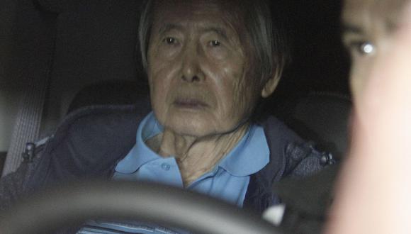 Alberto Fujimori fue condenado por la justicia peruana en 2009 a 25 años de cárcel por la autoría mediata de las matanzas de La Cantuta y Barrios Altos. Hace dos semanas fue indultado. (Foto: EFE)