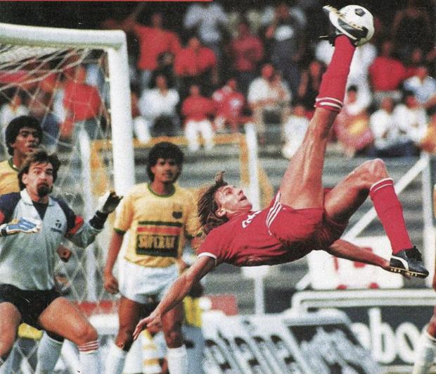 Con el América de Cali, Gareca disputó tres finales de Copa Libertadores en los años ochenta. No ganó ninguna. 