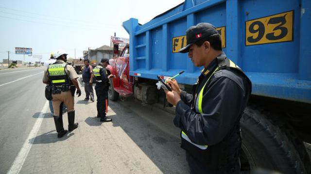 Panamericana Sur: intervienen a más de 100 camiones y volquetes - 4