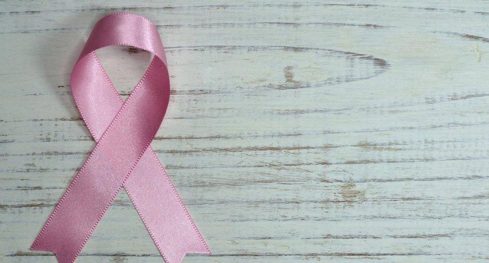Para luchar contra el cáncer de mama es característico usar el lazo de color rosado. (Foto: Pixabay)