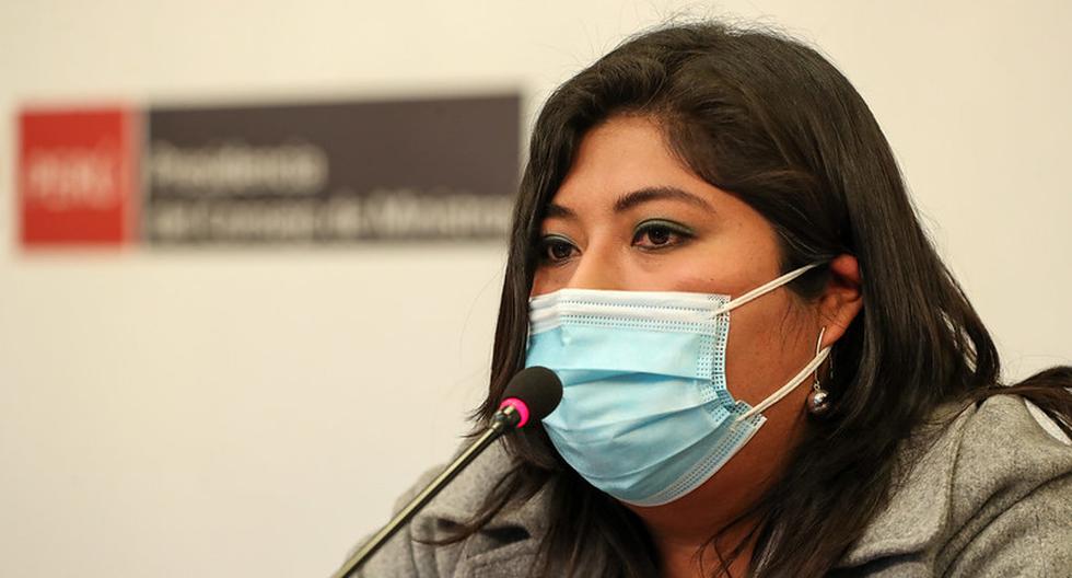 Ministra de Trabajo, Betssy Chávez, anunció también la entrega de un incentivo económico al empleador para que pueda contratar formalmente a jóvenes.