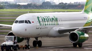 Indonesia: hombre con coronavirus se disfraza de su esposa para abordar avión