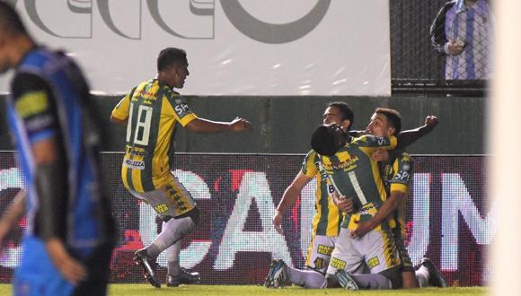 Aldosivi de Mar del Plata es el primer equipo en conseguir el ascenso para la próxima temporada en el fútbol argentino, tras vencer a Almagro en emocionante definición. (Foto: agencia)