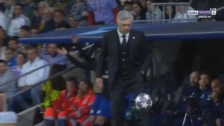 Video viral | El lujo de Carlo Ancelotti para bajar el balón en el Madrid - Chelsea