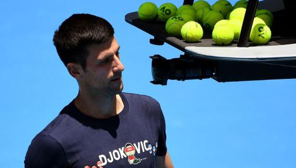 Novak Djokovic agotará sus recursos para poder participar del Abierto de Australia. (Foto: AFP)