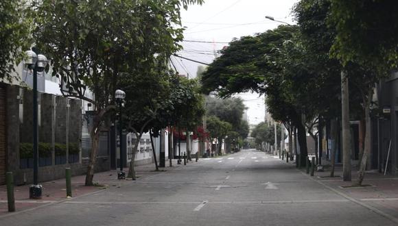 El Ejecutivo indicó que durante los días, 1, 2, 3 y 4 de abril habrá restricción de movilidad de las personas. Sin embargo, solo estará permitida la salida para realizar compras esenciales. (Foto: El Comercio)