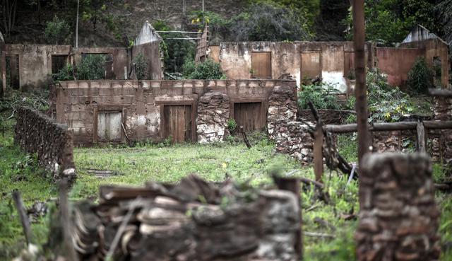 Ciudades fantasmas en Brasil, cuatro años después del desastre de Mariana. (Foto: AFP)