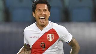 “Qué bueno es”: Diego Latorre se rindió ante Lapadula tras su doblete a Paraguay