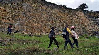 Trabajadores podrían tomarse como día libre los viernes para realizar turismo interno, plantea el Mincetur