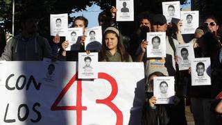 Facebook: poema a 43 estudiantes desaparecidos conmueve México