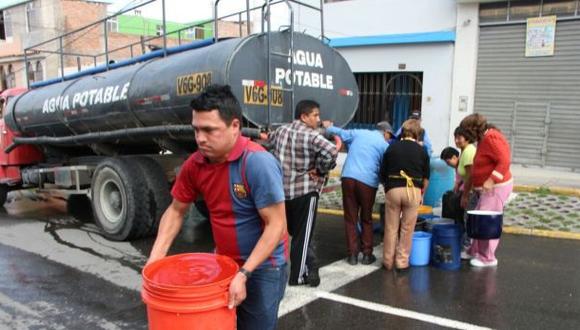 Las labores escolares en la ciudad de Arequipa hab&iacute;an sido suspendidas el mi&eacute;rcoles 15 de marzo por el corte de agua potable. (Foto: El Comercio)