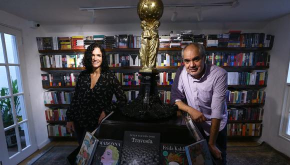 Para Soledad Cunliffe y Manuel Velarde, gestora cultural y ex alcalde de San Isidro, el sueño de la librería propia les motivó desde la infancia. (Foto Alessandro Currarino)