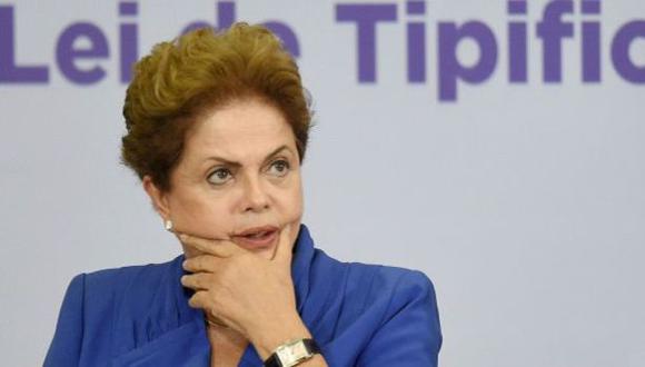 Brasil: Popularidad de Dilma Rousseff se desmorona al 12%