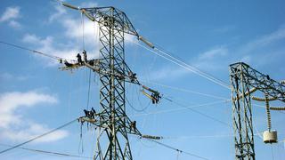Sector eléctrico pierde hasta el 80% de la energía producida para llegar a clientes finales