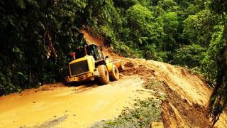 Pasco: desborde de río Negrobloquea la carretera Pozuzo-Oxapampa