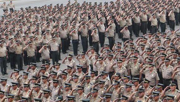 Ministerio del Interior pasó a retiro a 790 oficiales de la PNP