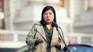 Denuncian que ministra Betssy Chávez benefició con cargos a allegados