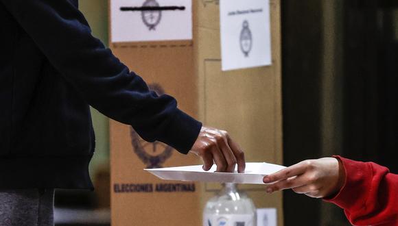 Argentinos acuden a las urnas para las elecciones primarias legislativas. (Foto: EFE)