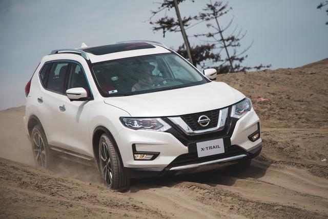 Nissan Perú participará desde este jueves 31 de mayo hasta el lunes 3 de junio en Expomotor BBVA. Este evento se llevará a cabo en el Jockey Club y Nissan estará presente con 8 vehículos. El Nissan Versa y Nissan Sentra estarán en la categoría de vehículos sedan. En cuanto a SUVs, el Nissan Kicks y las recientemente lanzadas Qashqai y X-Trail, y la familiar Pathfinder. Para el segmento de pickups, Nissan Frontier cuenta con 11 versiones en el Perú. En este evento, el brazo financiero de la marca CrediNissan estará disponible para la completa gama de vehículos con créditos vehiculares, así como seguros. En estas fechas, CrediNissan viene ofreciendo por introducción planes de financiamiento sumamente competitivos, como son 24 meses sin intereses o una tasa de 6.99% de interés (TEA) hasta en 60 meses, entre otros.