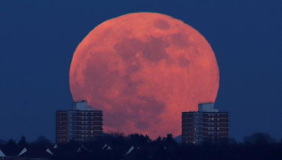 Una investigación de la Psychiatric Hospital of the University de Basilea encontró la respuesta. (Foto referencial de la Luna en Londres: Reuters)