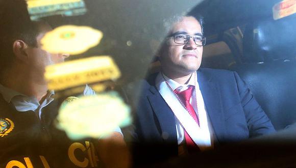 El fiscal José Domingo Pérez, de lavado de activos, encabezó el allanamiento a dos locales de Fuerza Popular. (Andina)