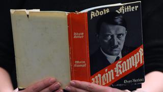 Alemania: maestros quieren repartir libro de Hitler en escuelas