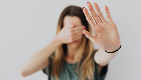 Estas son las barreras que enfrentan las mujeres al denunciar una situación por violencia.