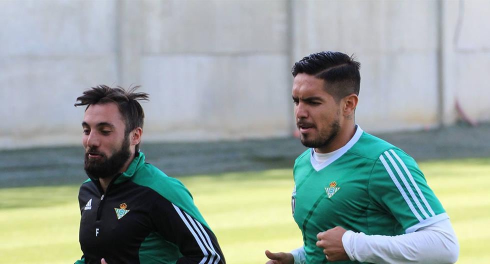 Juan Vargas continúa recuperándose en Betis tras su lesión con la Selección Peruana en el partido ante Venezuela. (Foto: Prensa Real Betis)