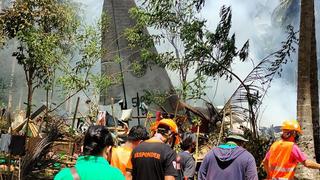 Filipinas: aumentan a 50 los fallecidos en el accidente de un avión militar tras aterrizaje fallido 