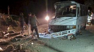 Al menos 33 muertos tras caer autobús con migrantes en carretera de Panamá