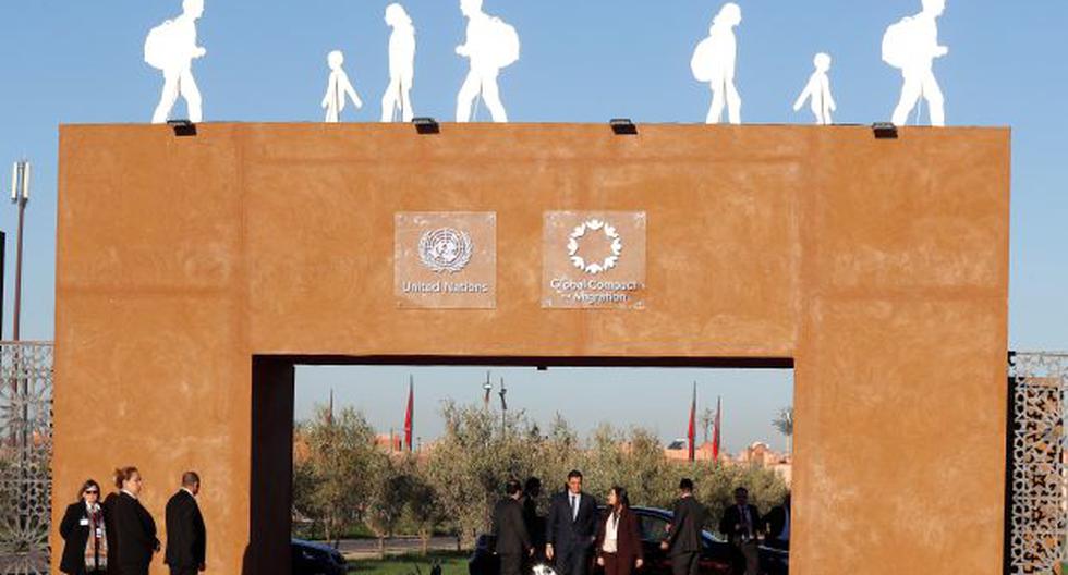 El presidente del Gobierno español, Pedro Sánchez, a su llegada hoy a la cumbre de la ONU sobre migración que tiene lugar en Marrakech (Maruuecos). (Foto: EFE)