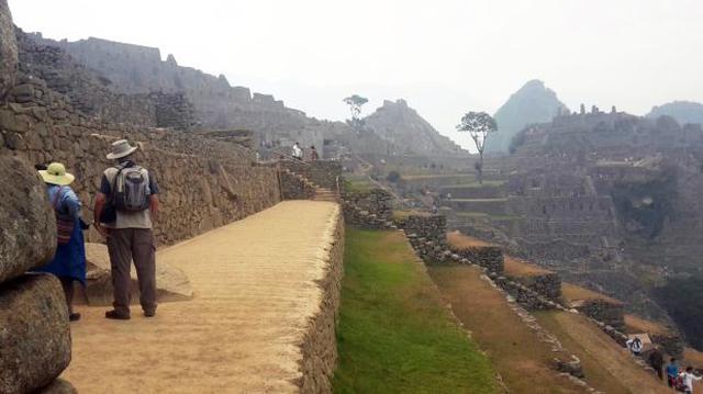 Machu Picchu: humo de incendio forestal cubrió un sector - 5