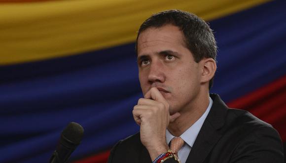 El episodio ha aumentado la presión sobre el líder opositor Juan Guaidó, quien no tuvo éxito en su campaña para desalojar del cargo a Nicolás Maduro. (Foto AP/Matias Delacroix).