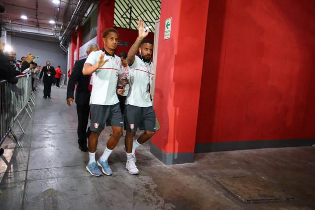 La selección peruana arribó al Estadio Nacional para enfrentar a Ecuador en el denominado 'día del hincha' | Foto: Giancarlo Ávila