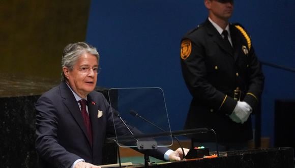 El presidente ecuatoriano, Guillermo Lasso, se dirige a la 78.ª Asamblea General de las Naciones Unidas en la sede de la ONU en la ciudad de Nueva York el 20 de septiembre de 2023. (Foto de Bryan R. Smith / AFP)