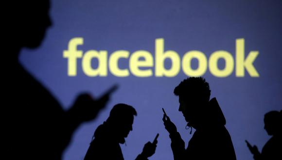 Facebook estima que Cambridge Analytica accedió a datos de 87 millones de usuarios. (Reuters).