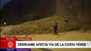 Derrumbe en la Costa Verde paraliza tránsito vehicular